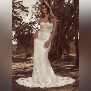 Ivory Designer Wedding Dress